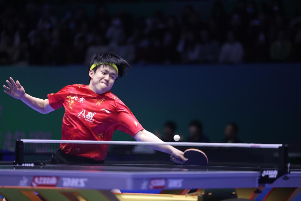 记者：拜仁即将签下17岁的厄瓜多尔中卫奥拉亚