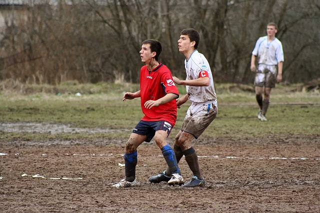 里程碑，国安后卫何宇鹏已在中超出战100场