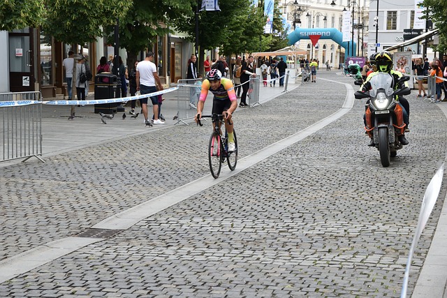 要放弃萨林杰了？广东内线护框成最大隐患，杜锋有望签下第五外援